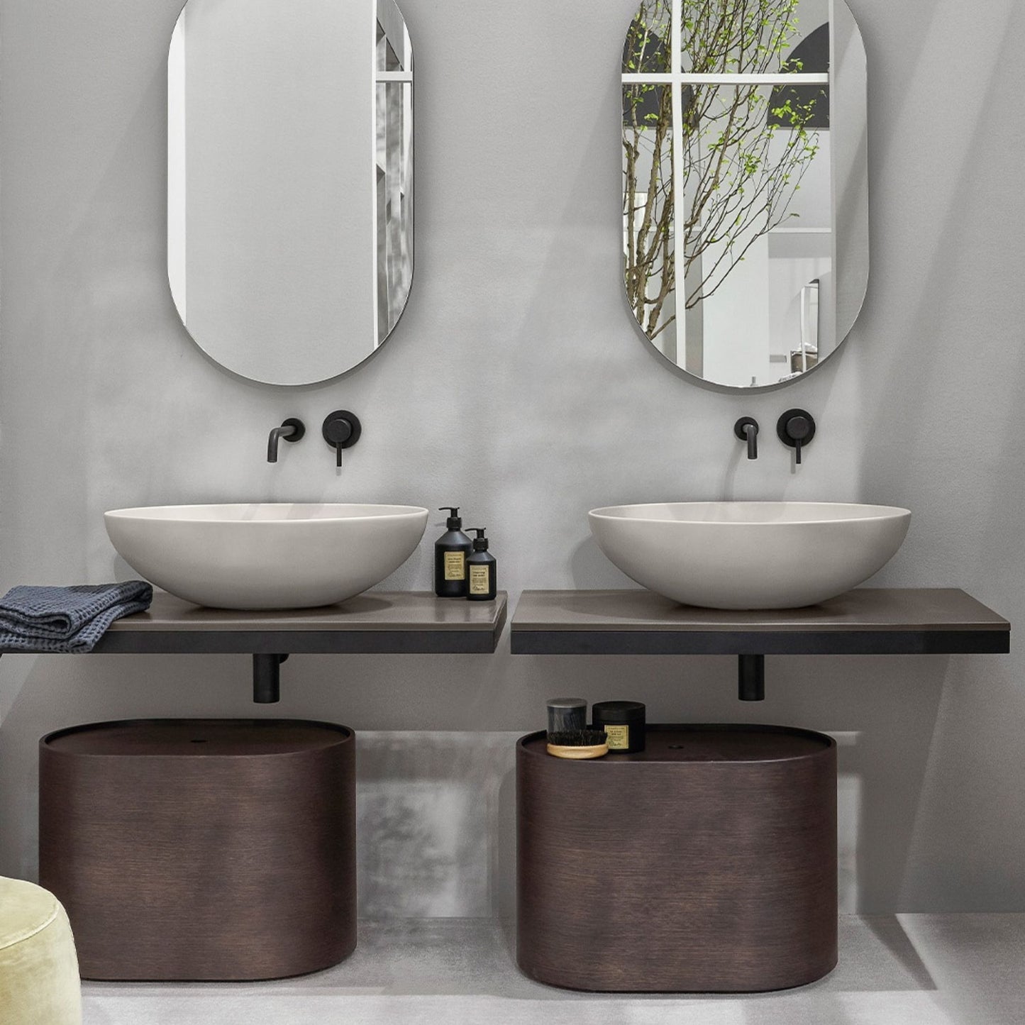 # BACINELLA DA APPOGGIO ECO da 62cm - CIELO proposta moderna e compatta per ambienti bagno dinamici e raffinati