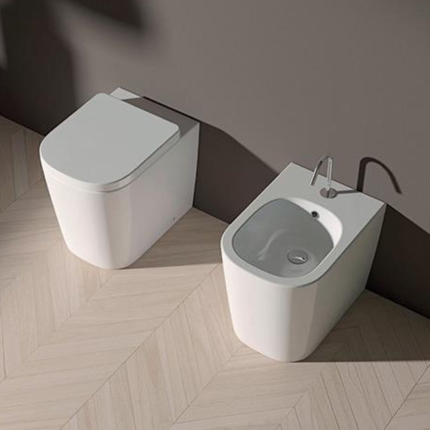 DOMUSFALERII QUADRA BIDET BIANCO 36x52 FILO MURO sanitari a terra