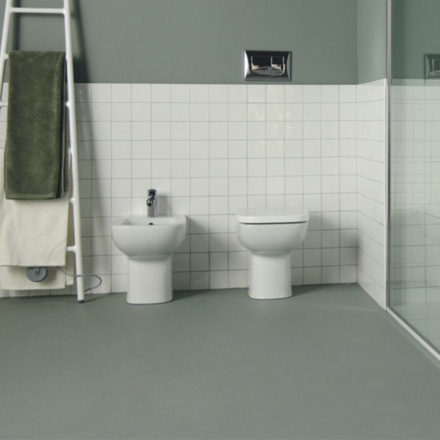 IDEAL STANDARD I.LIFE A BIDET BIANCO a terra monoforo per installazione filo parete