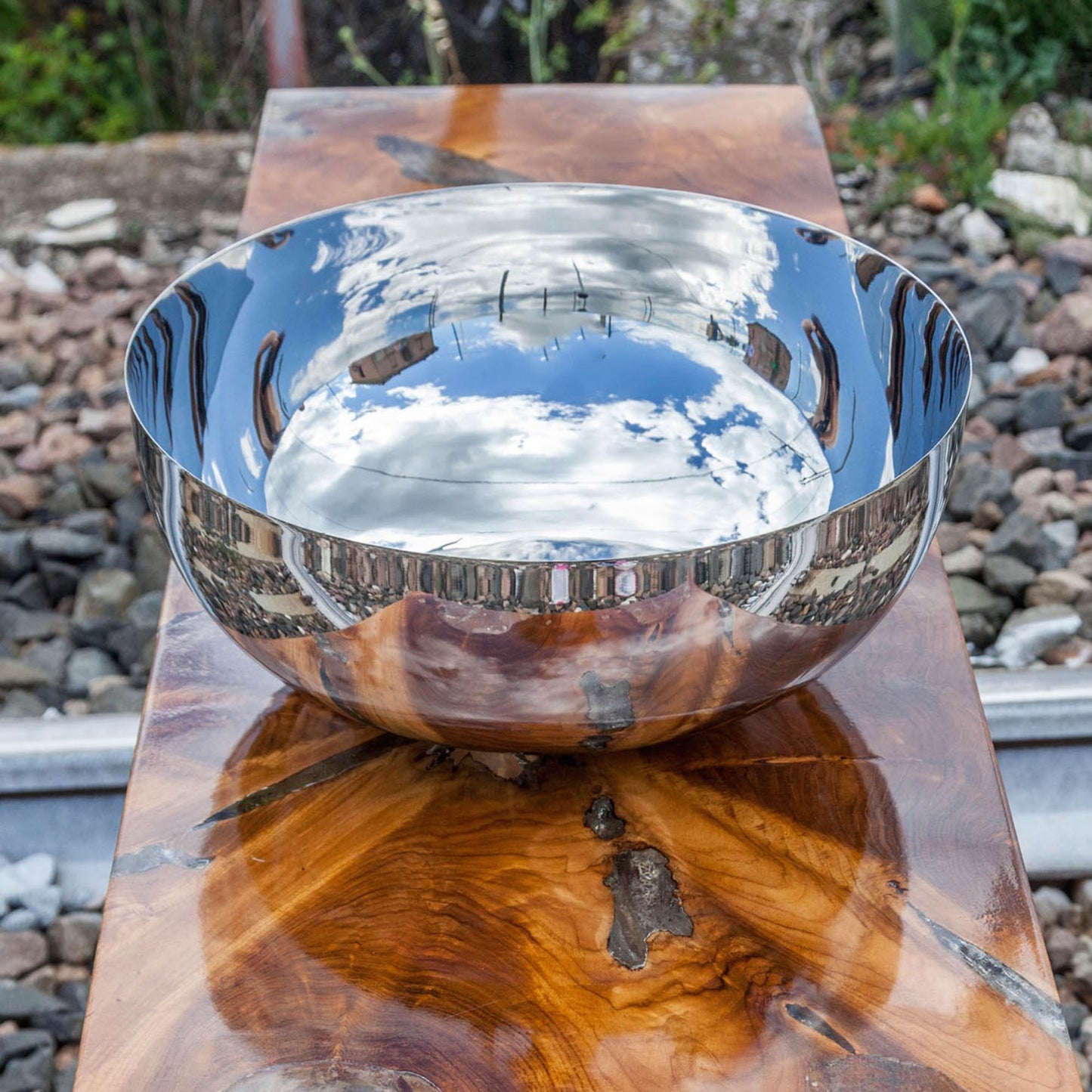 LAVABO LOFT 37Ø in metallo extra light - CIPÍ Lavandino a ciotola leggero, minimale ed elegante, ideale per bagni moderni e industrial chic.