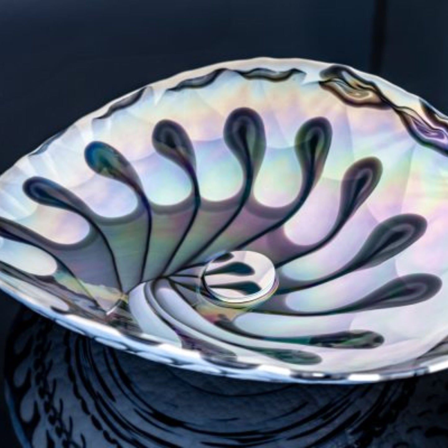 LAVABO MURANO VIVALDI in vetro lavorato a mano - CIPÍ Lavandino di un eleganza unica con finitura artigianale Made in Italy.