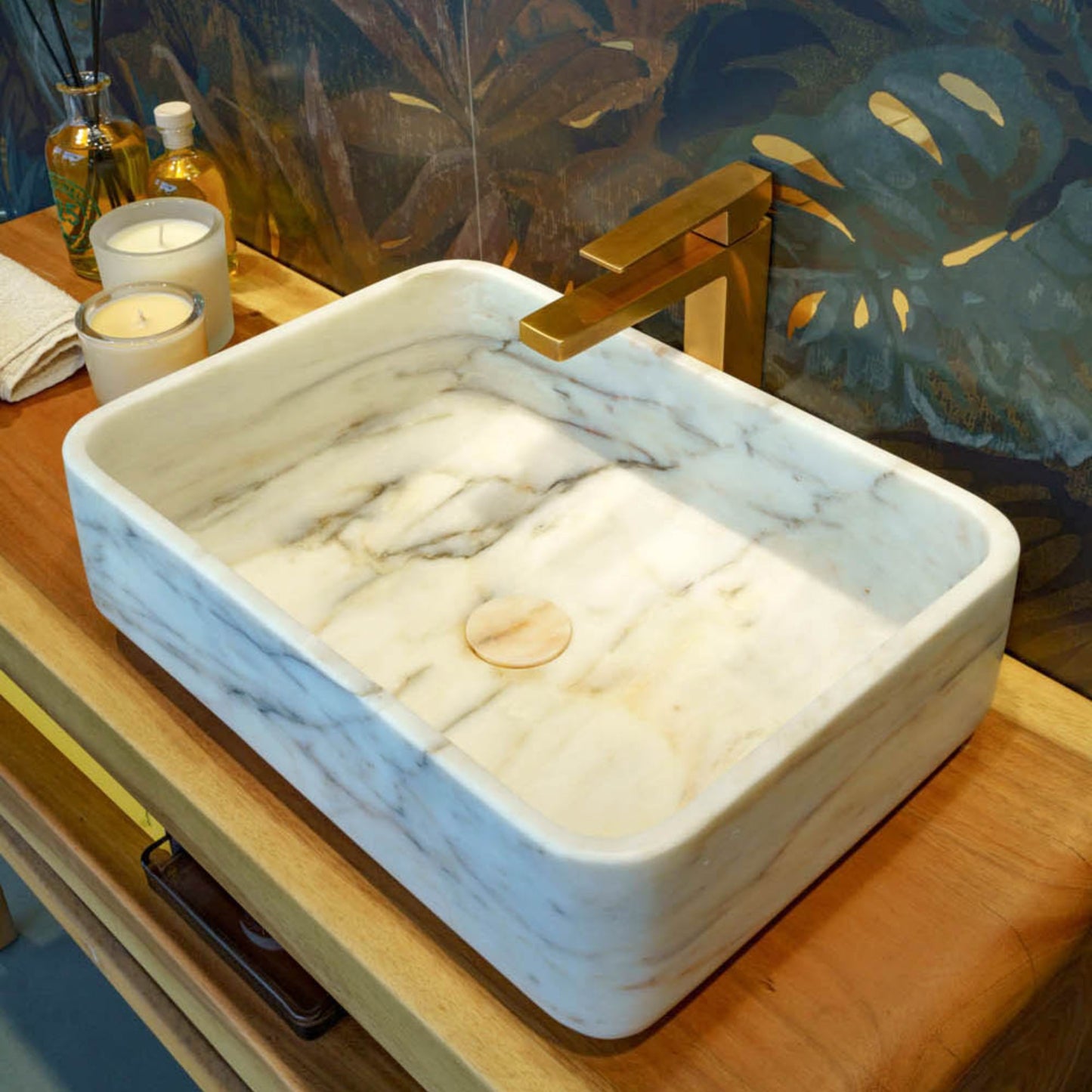 LAVABO PICASSO in marmo naturale 45,5x32,5x13cm- CIPÍ lavandino da appoggio con venature artistiche uniche