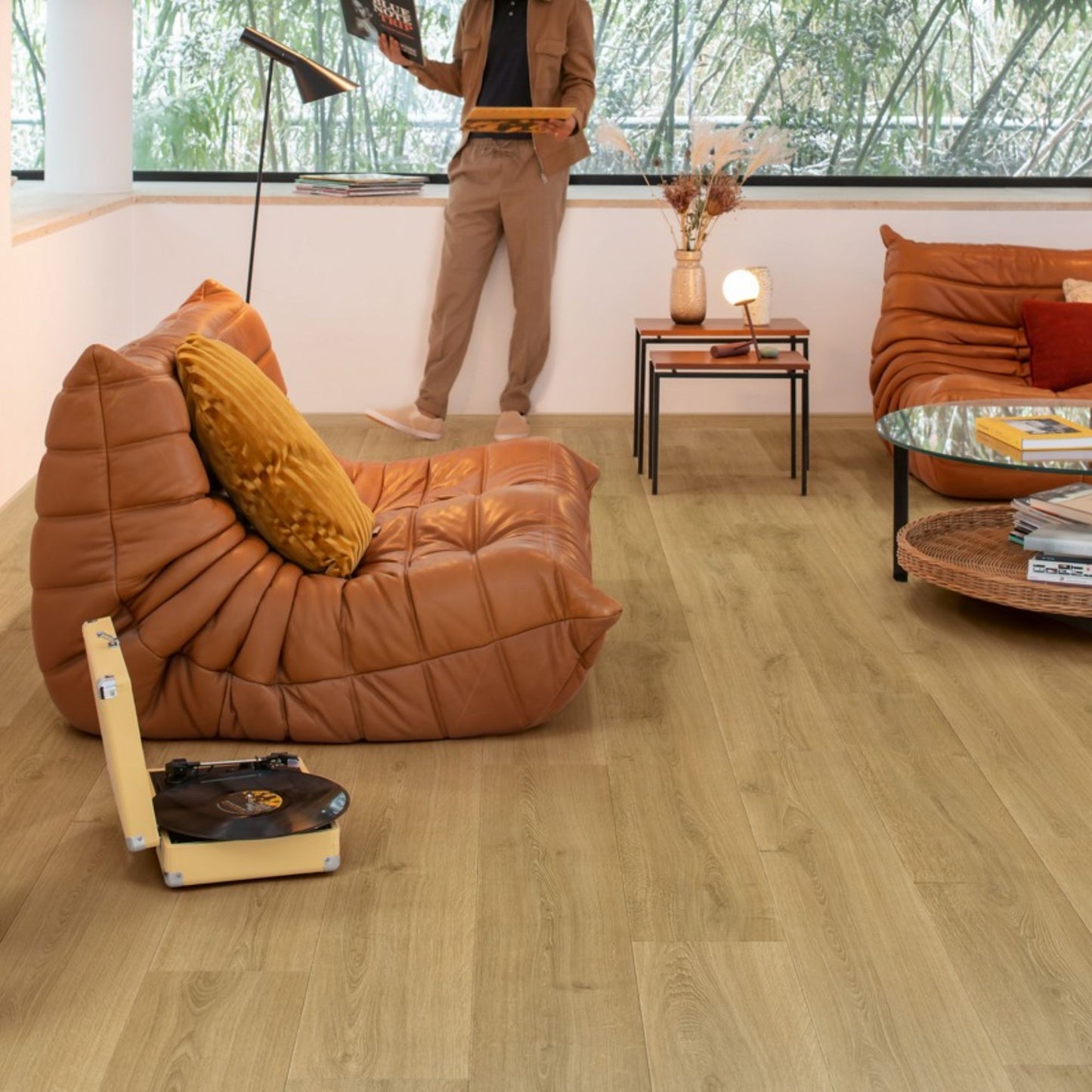 Pavimento in Laminato CAPTURE ROVERE SPAZZOLATO NATURALE CALDO QUICK-STEP per chi desidera un effetto legno credibile, facilmente integrabile in diversi stili di arredamento