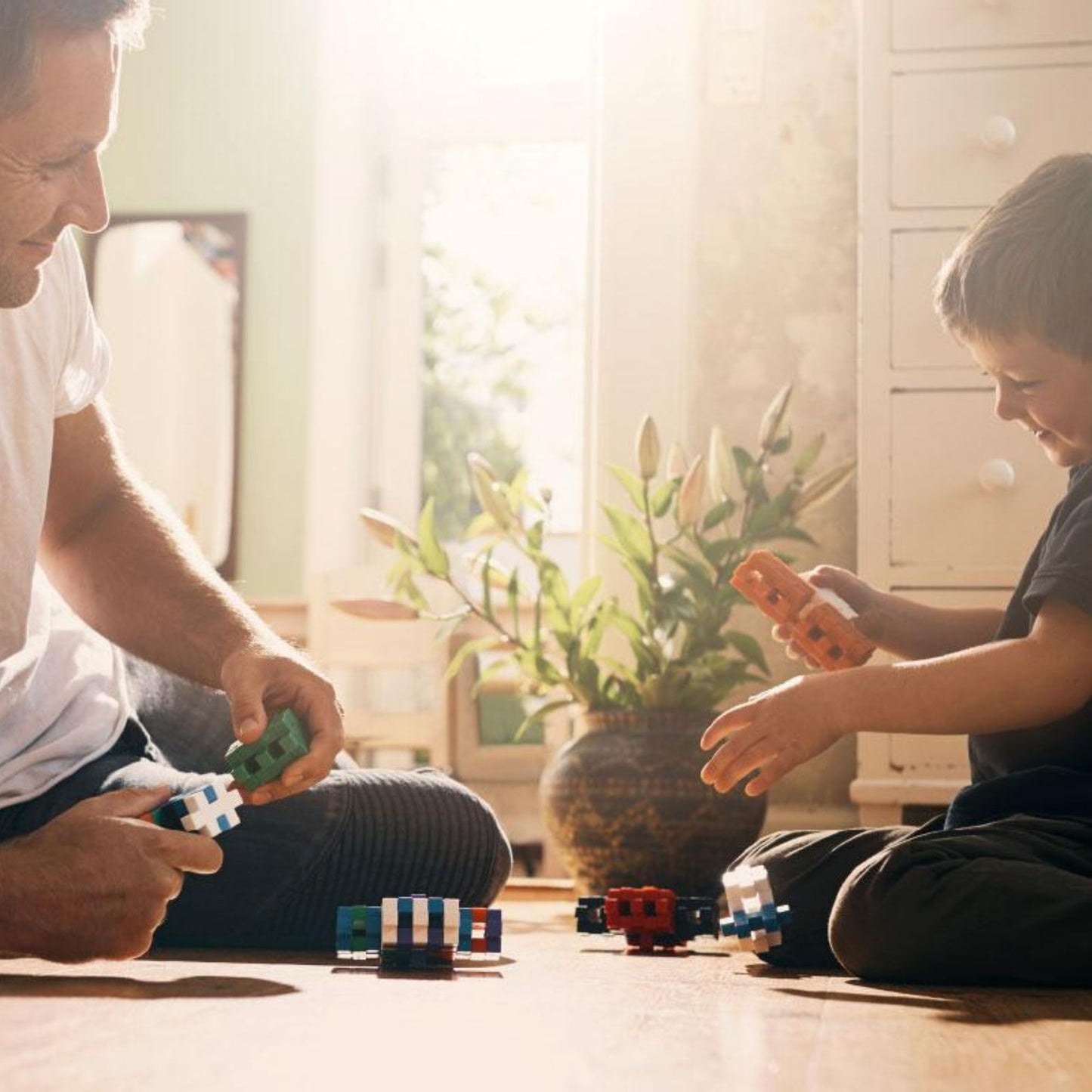 # PARQUET STRATIFICATO UNIKO OLMO - LABOR LEGNO pavimento in olmo spazzolato UV oil, resistente, brillante, ideale per zone giorno trafficate