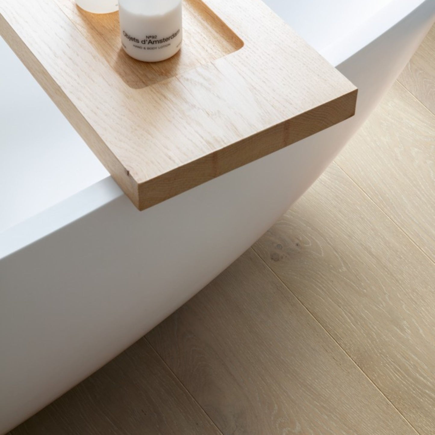 Pavimento in PARQUET CASCADA ROVERE DEL TEMPORALE EXTRA OPACO QUICK-STEP effetto legno finitura extra opaca ideale per ambienti residenziali moderni o classici