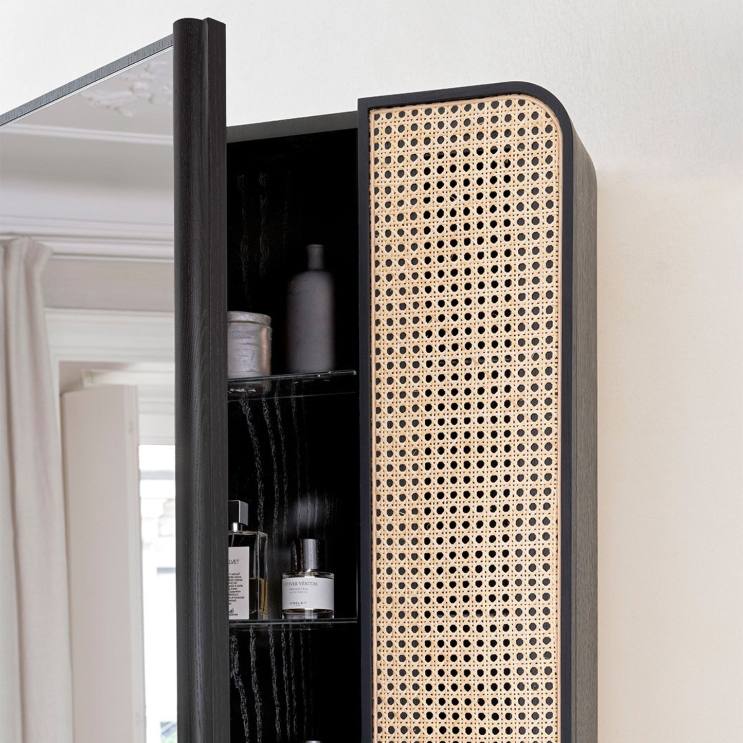 # SPECCHIO MARCEL - CIELO con struttura contenitore rettangolare dal lusso contemporaneo