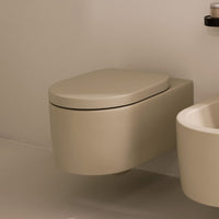 # WC SOSPESO SENZA BRIDA OTIS - CIELO in ceramica garantisce una pulizia più semplice e massima igiene