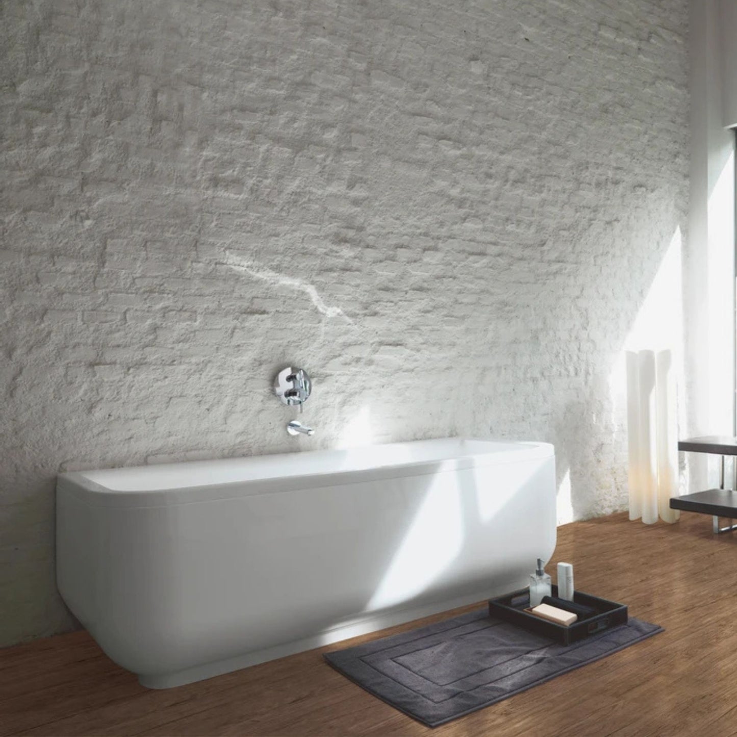 # NOTTINGHAM - CERAMICA IDEA l'eleganza del gres porcellanato effetto legno per ambienti raffinati