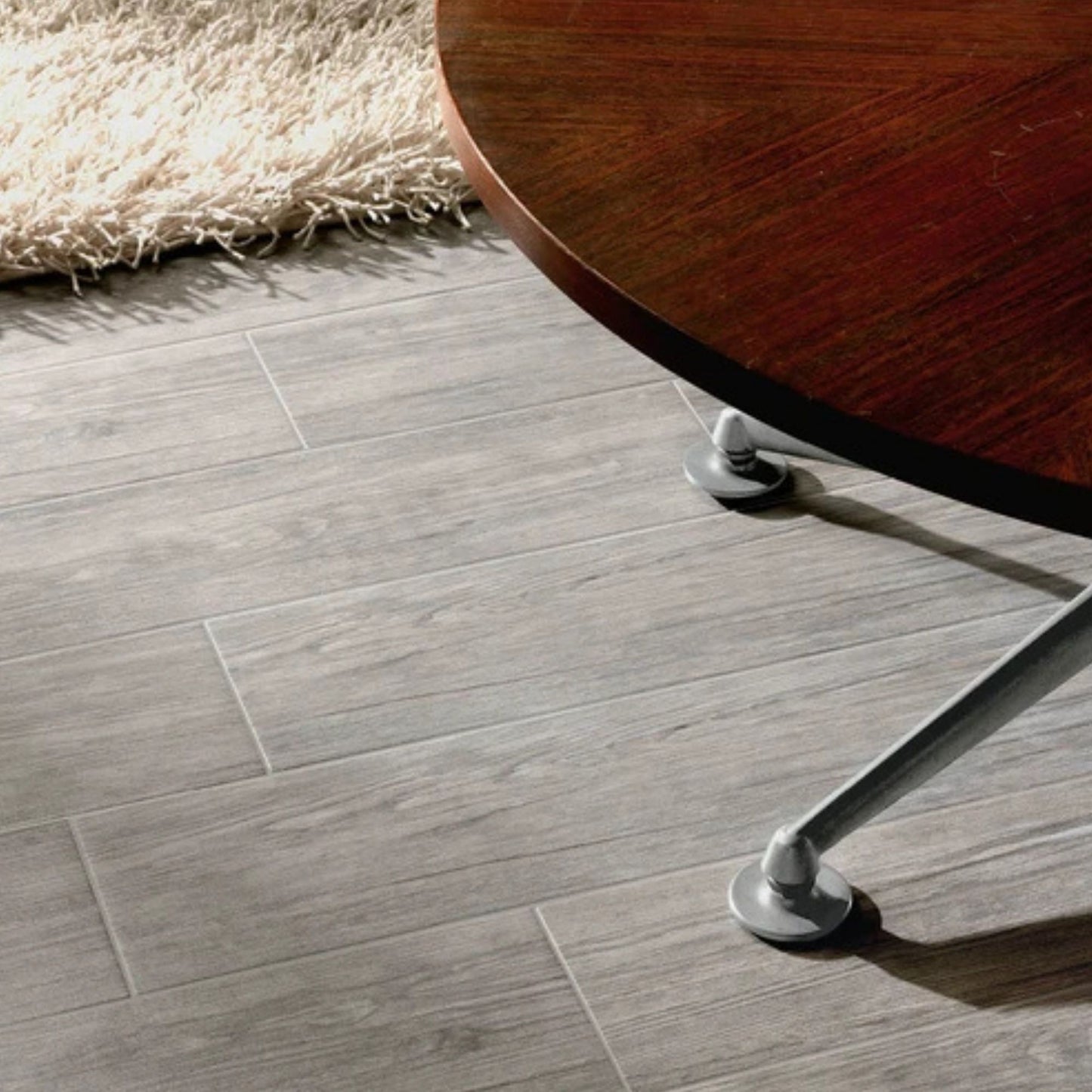 # NOTTINGHAM - CERAMICA IDEA l'eleganza del gres porcellanato effetto legno per ambienti raffinati