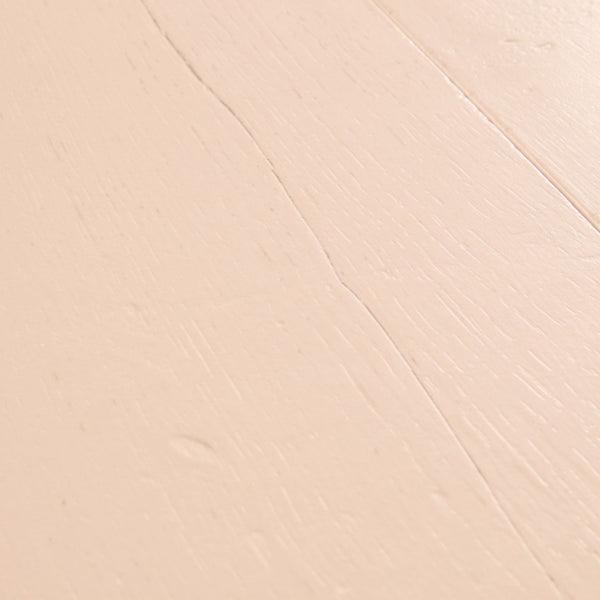 Pavimento in Laminato CAPTURE ROVERE TINTO ROSATO QUICK-STEP è pensato per ambienti che richiedono una tonalità calda ma controllata