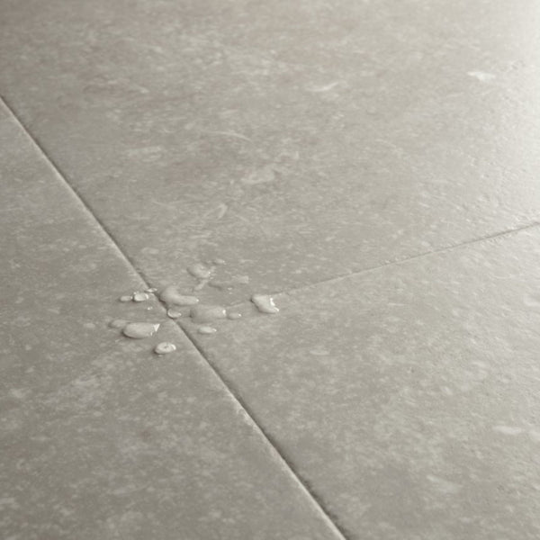 Pavimento in Laminato CAPTURE MUSE ARDESIA DEL CREPUSCOLO QUICK-STEP effetto pietra compatibilità con riscaldamento a pavimento per ambienti domestici