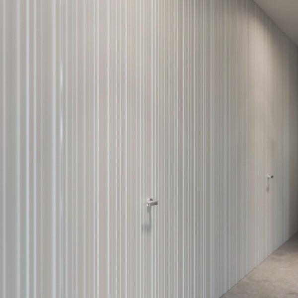 # BOISERIE WAVE - RES ITALIA Rivestimenti per pareti con solchi scolpiti e giochi di luce