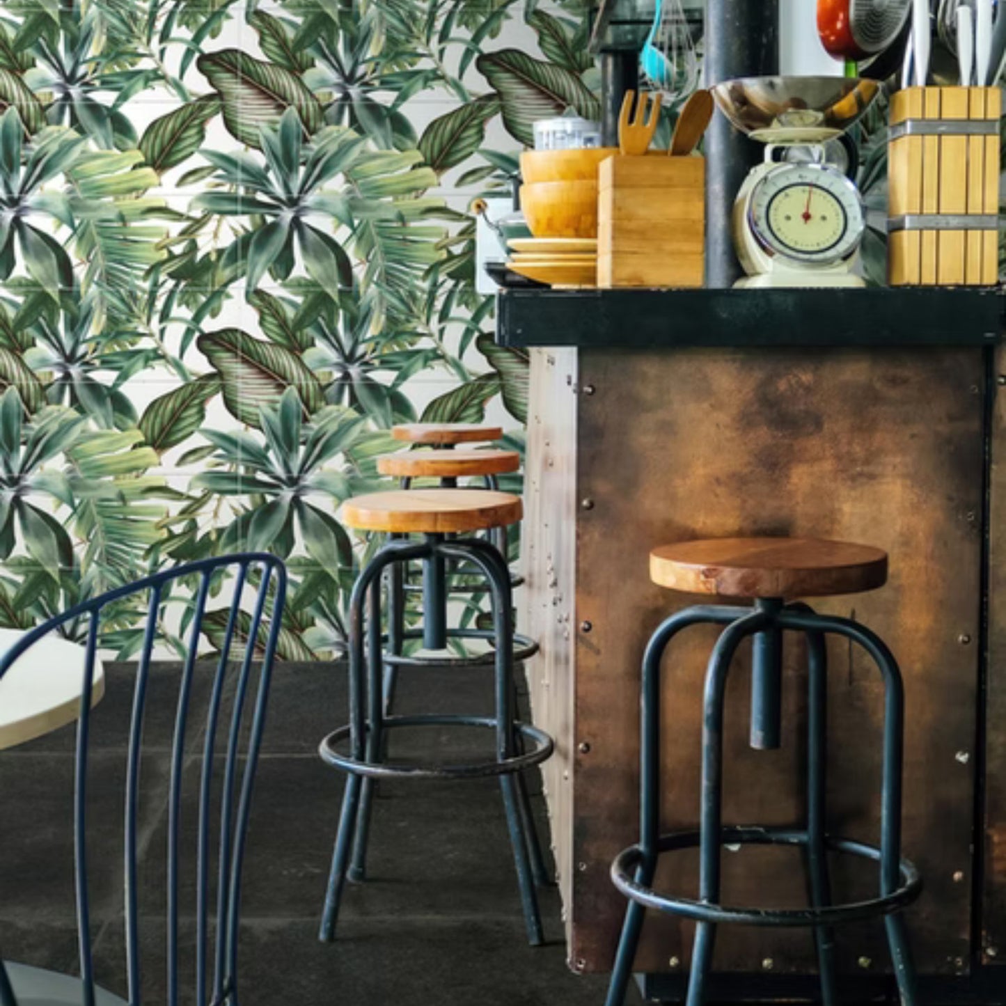 BOTANICAL SAVOIA ITALIA rivestimenti in bicottura in pasta bianca per bagno e living ispirati alla natura