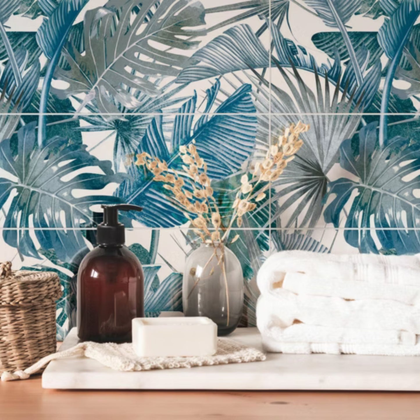 BOTANICAL SAVOIA ITALIA rivestimenti in bicottura in pasta bianca per bagno e living ispirati alla natura