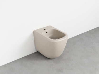 # BIDET A TERRA monoforo ERA - CIELO installazione a filo parete, con troppopieno e fissaggi inclusi