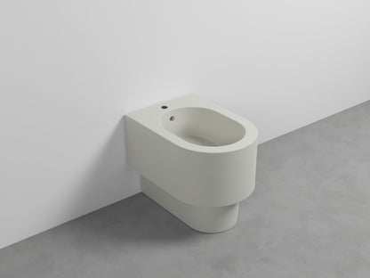 # BIDET A TERRA OTIS in ceramica filo muro monoforo - CIELO Le linee morbide lo rendono ideale per bagni moderni ed eleganti