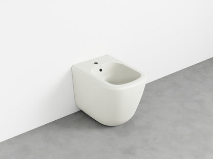 # BIDET A TERRA monoforo ERA - CIELO installazione a filo parete, con troppopieno e fissaggi inclusi