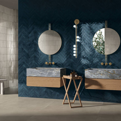 BRIT FONDOVALLE rivestimento per pareti dal pattern visivo dinamico, le rifrazioni della luce creano giochi di colore che ricordano le sfumature del mare