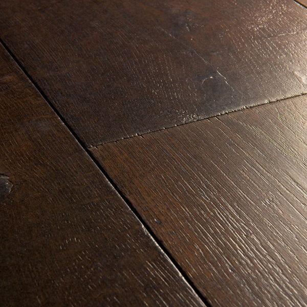 Pavimento in Laminato CAPTURE ROVERE CERATO SCURO QUICK-STEP resistente ai graffi e compatibile con riscaldamento a pavimento per ambienti residenziali