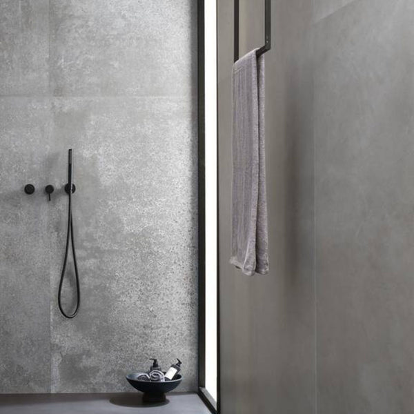 # COLOR MOOD - FAP CERAMICHE l’effetto cemento che esalta il colore e la versatilità