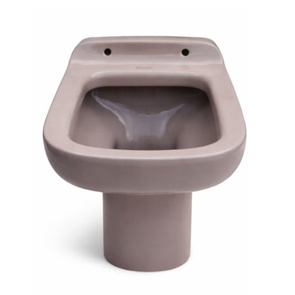 WC Linea CONCA KASHMIR IDEAL STANDARD a parete in ceramica smaltata con design classico per bagni vintage