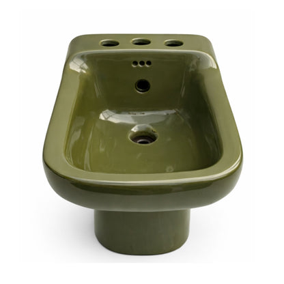 BIDET a pavimento Linea CONCA CACTUS IDEAL STANDARD in ceramica sanitaria per bagni vintage e ristrutturazioni dallo stile classico ricercato