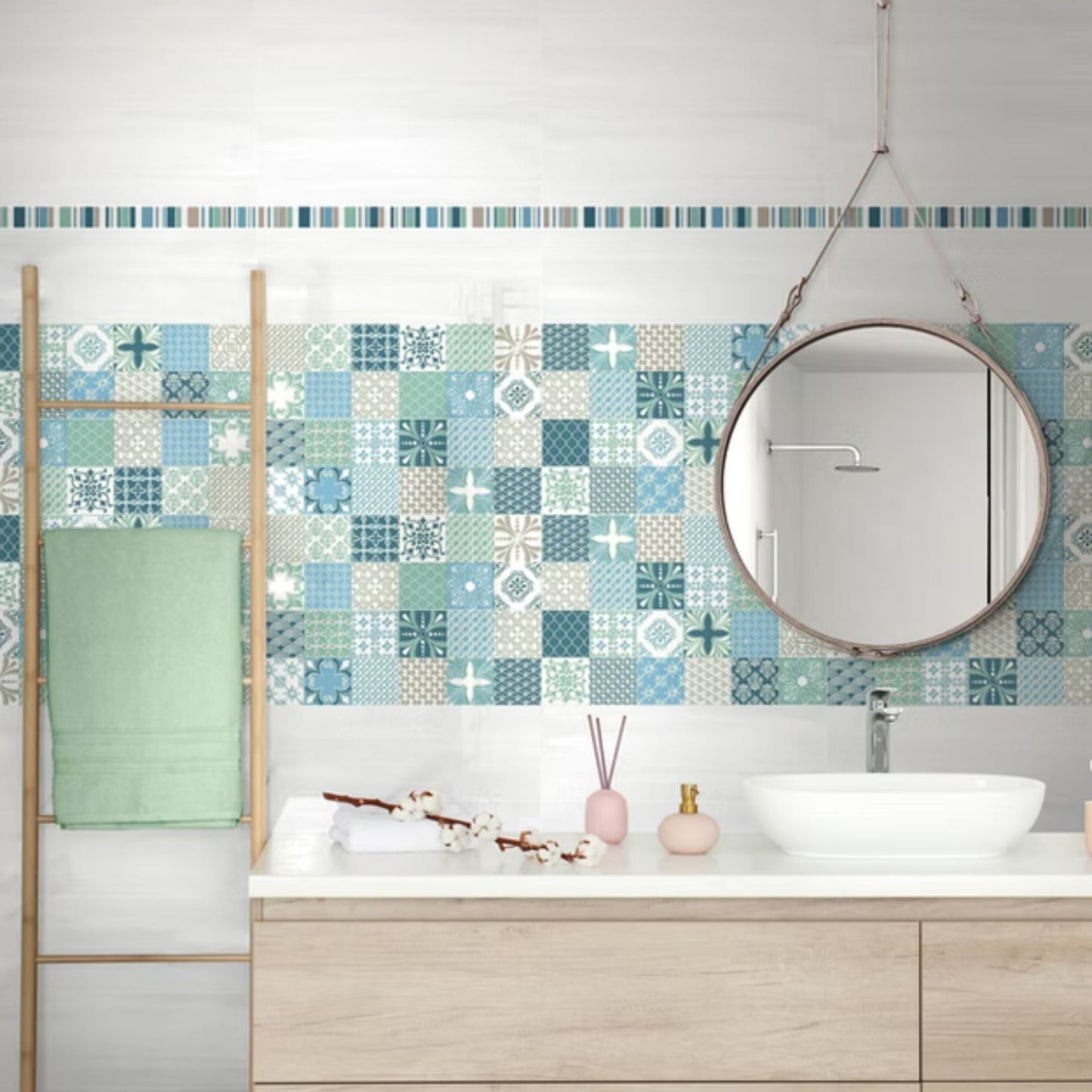 COSTA DEL SOL SAVOIA ITALIA rivestimenti in bicottura in pasta bianca effetto spiaggia e mare mediterraneo per bagno e living