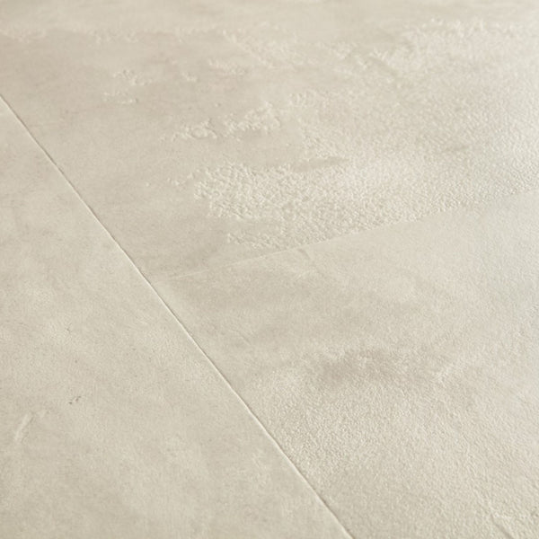 Pavimento in Laminato CAPTURE MUSE CEMENTO INDUSTRIALE QUICK-STEP effetto cemento grigio chiaro particolarmente apprezzato in abitazioni moderne