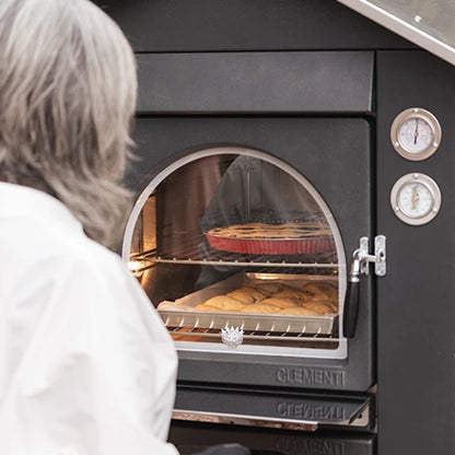 Forno Clementi Master in giardino