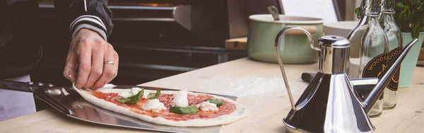 Pizza nel forno a legna Clementi Pulcinella