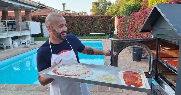 Dettaglio del forno a legna Clementi Smart