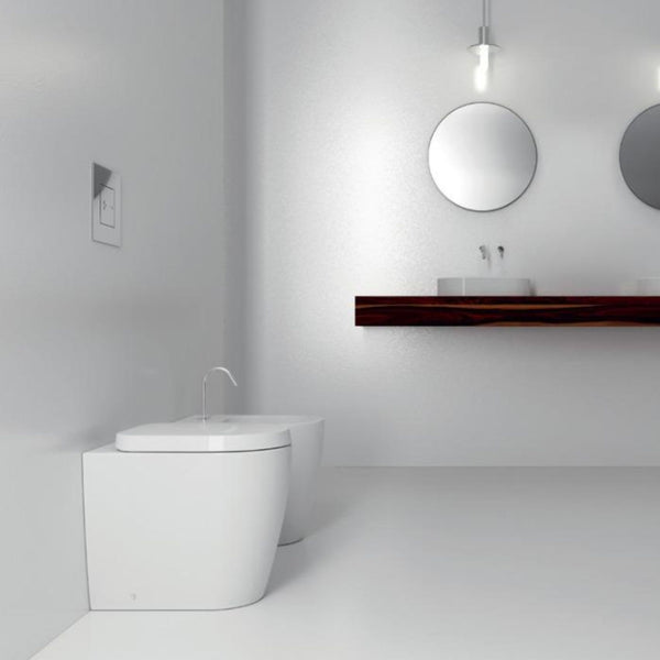 DOMUSFALERII FOGLIA MEDIUM VASO BIANCO a terra senza brida sanitari wc water in ceramica