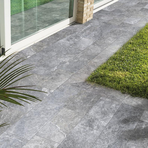 # EXTERNA - EMILCERAMICA eleganze naturale per spazi esterni dal grande valore estetico