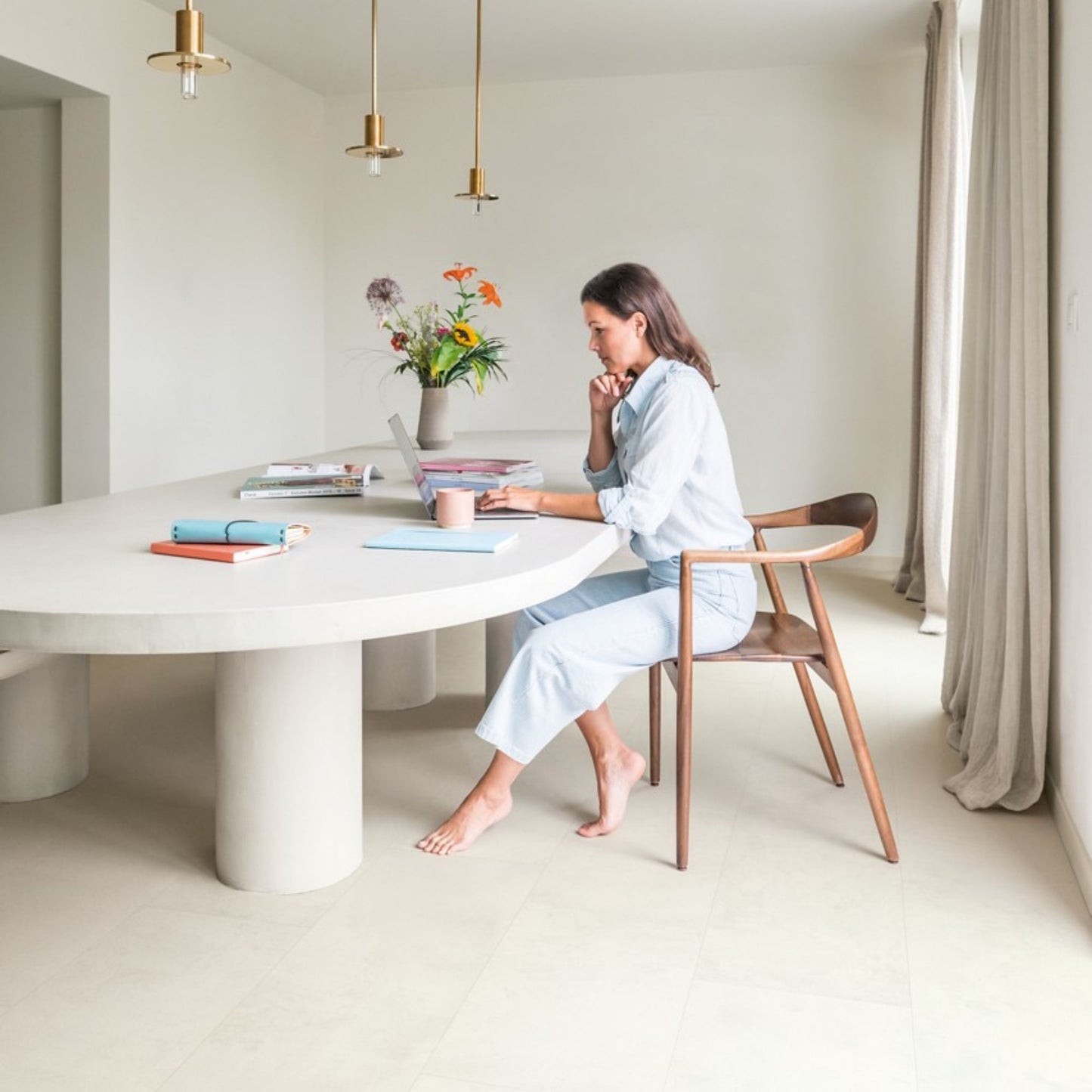 Pavimento in Laminato CAPTURE MUSE GESSO QUICK-STEP effetto pietra bianco resistenza per ambienti domestici intensamente vissuti