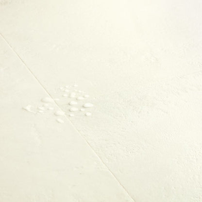Pavimento in Laminato CAPTURE MUSE GESSO QUICK-STEP effetto pietra bianco resistenza per ambienti domestici intensamente vissuti