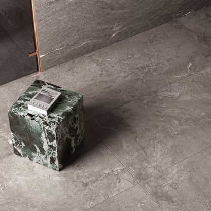 Gres porcellanato ALPINE FONDOVALLE per pavimenti interni effetto pietra con 3D Texture, finitura Real Matt e grandi formati