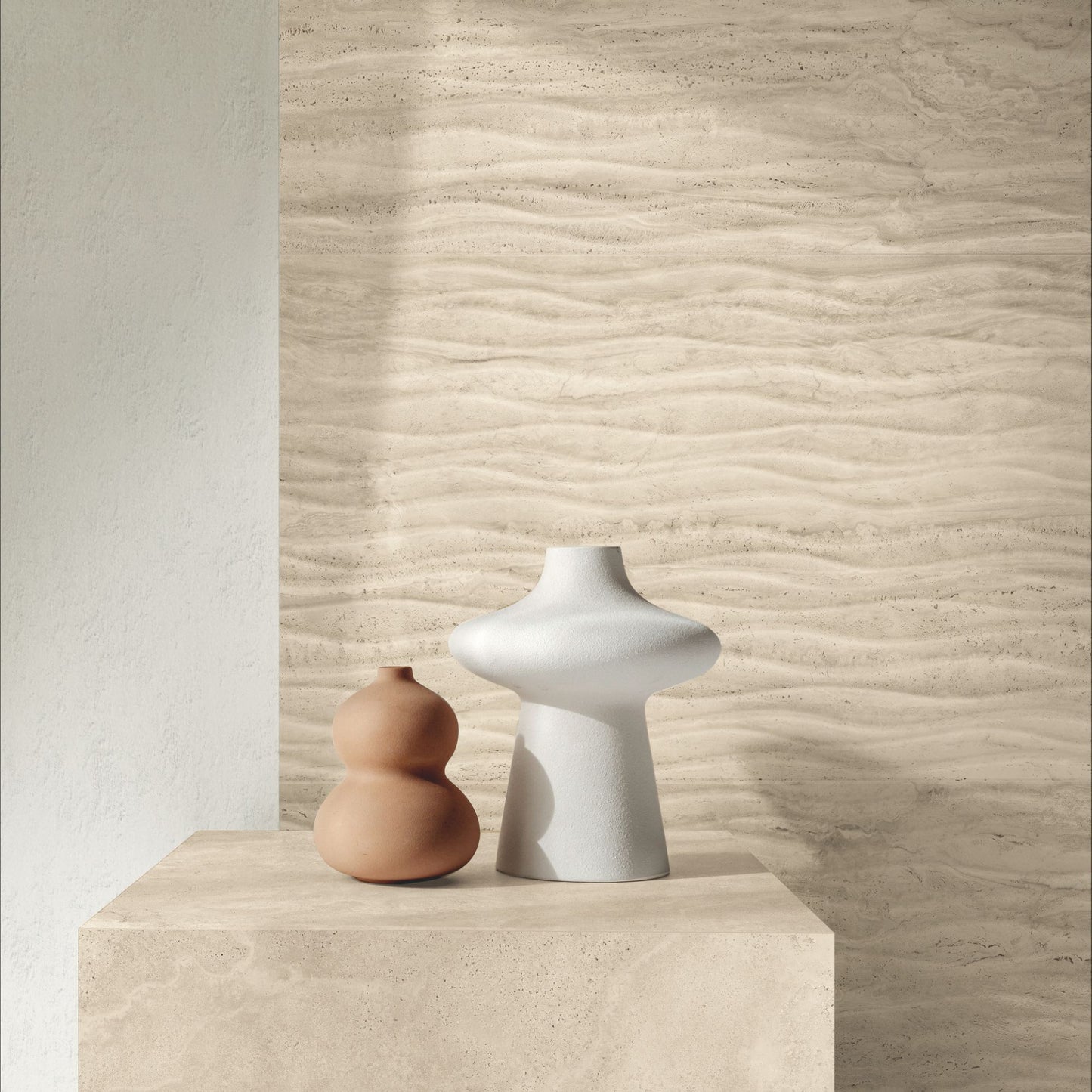 Gres porcellanato ROYAL TRAVERTINO FONDOVALLE effetto pietra 3D texture per pavimenti interni e grandi formati