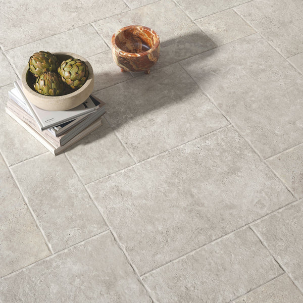 Gres porcellanato ROYAL TRAVERTINO FONDOVALLE effetto pietra 3D texture per pavimenti interni e grandi formati