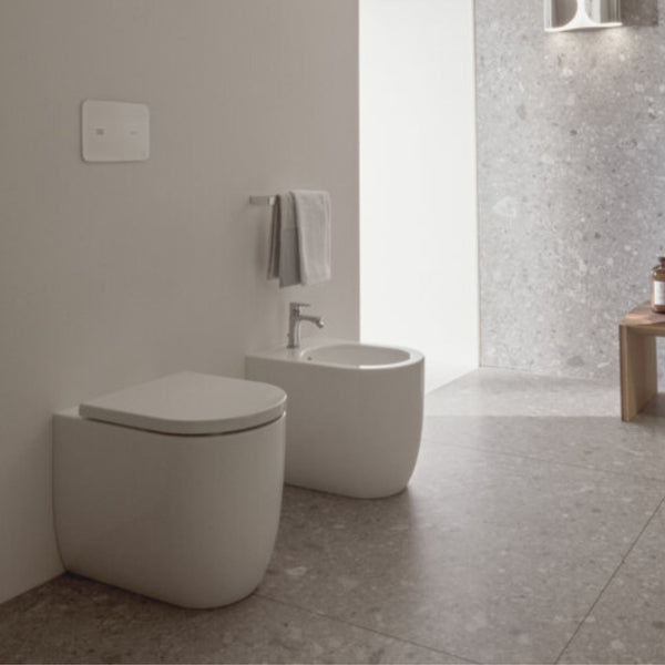 IDEAL STANDARD BLEND CURVE BIDET BIANCO a terra filo parete con fissaggi nascosti