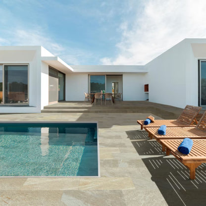 ITALIAN STONES SAVOIA ITALIA Piastrelle in Gres porcellanato effetto pietra alpina per pavimenti e rivestimenti interni ed esterni di design