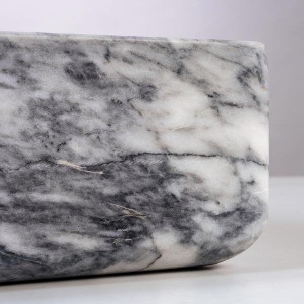 LAVABO DARK INK in marmo naturale 45,5x32,5x13cm - CIPÍ lavandino da appoggio unico con venature bianche e grigie