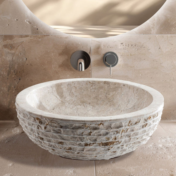 LAVABO MERAPI da appoggio a ciotola in marmo 40ø - CIPÍ Lavandino con interno levigato, esterno grezzo lavorato a selce