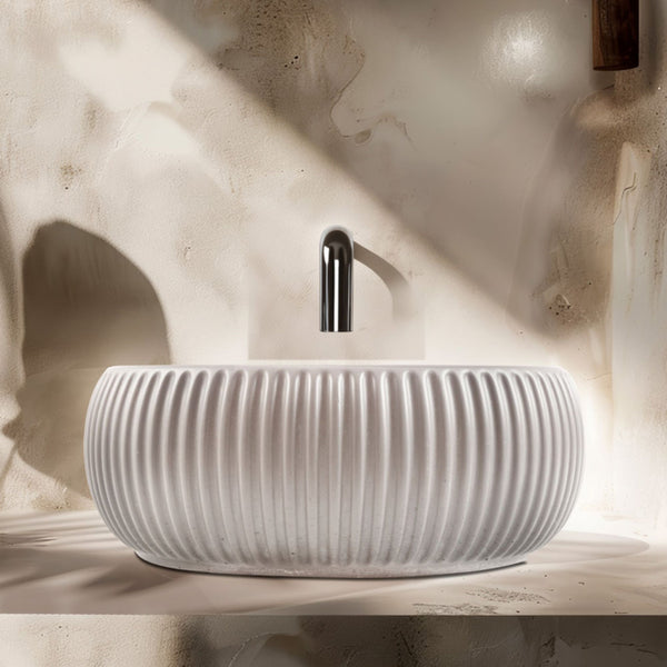 LAVABO PLISSE ROUND in cemento e resina - CIPÍ lavandino dal design moderno e superfici materiche uniche