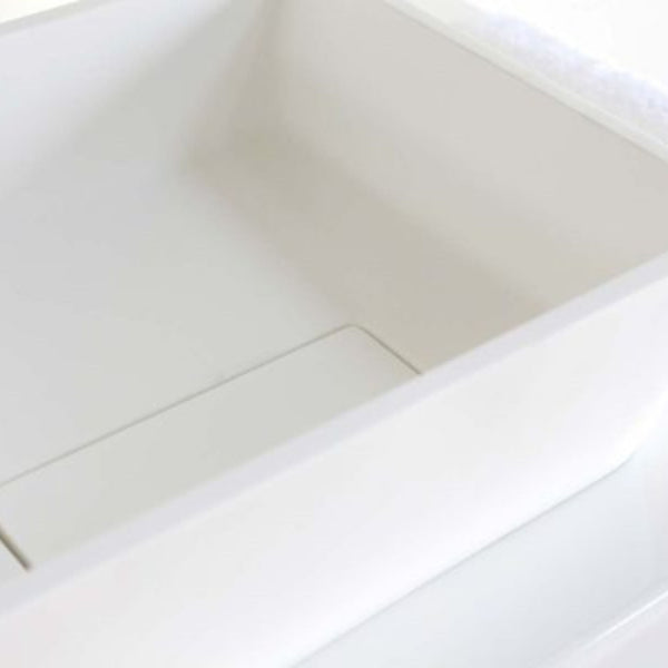 LAVABO SLASH lavantino da appoggio rettangolare bianco - CIPÍ in Solid Sufrace con scarico piletta nascosto