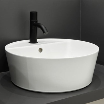 # LAVABO da appoggio HANDY - CIELO  in ceramica smaltata con foro rubinetto e design moderno