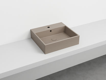 # LAVABO RETTANGOLARE SMILE 50 in ceramica - CIELO garantisce un risultato di grande impatto estetico per il tuo bagno