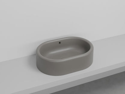 # LAVABO OVALE DA APPOGGIO ITACA con TROPPOPIENO - CIELO in ceramica con finiture pregiate e stile moderno