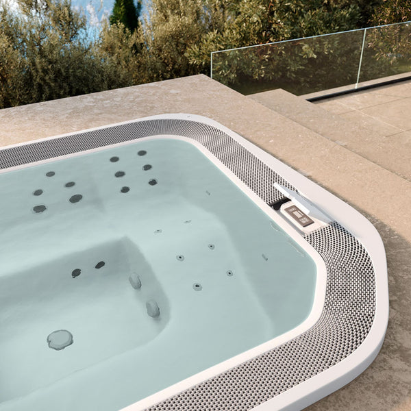 # MINIPISCINA IDROMASSAGGIO da esterno MOON SPA - NOVELLINI Vasca idromassaggio luxury experience