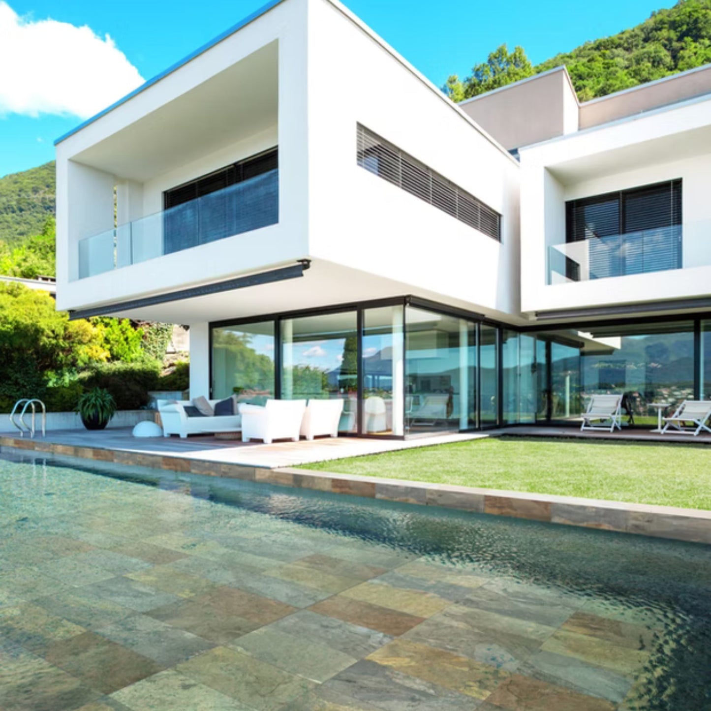 OCEAN SAVOIA ITALIA Piastrelle in gres porcellanato effetto pietra naturale ad alto realismo per pavimenti e rivestimenti interni ed esterni