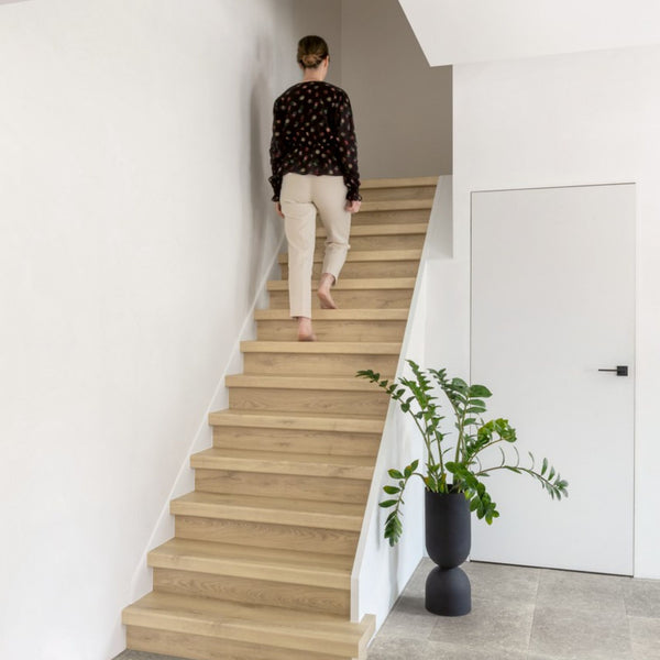 Pavimento in Laminato CLASSIC ROVERE GREZZO QUICK-STEP sistema Uniclic e compatibile con riscaldamento a pavimento per uso residenziale intenso